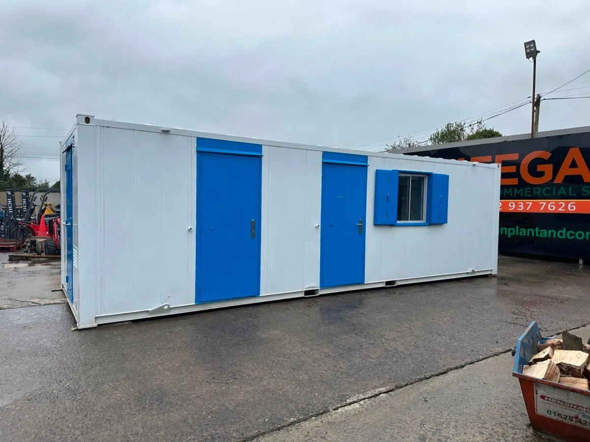 28 x 9 welfare unit , toilet , generator kitchen - Image 1