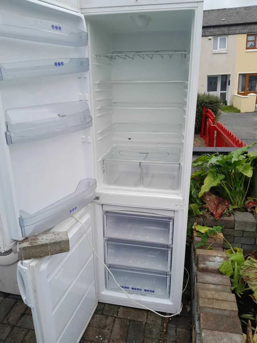 refrigerator freezer - Image 3