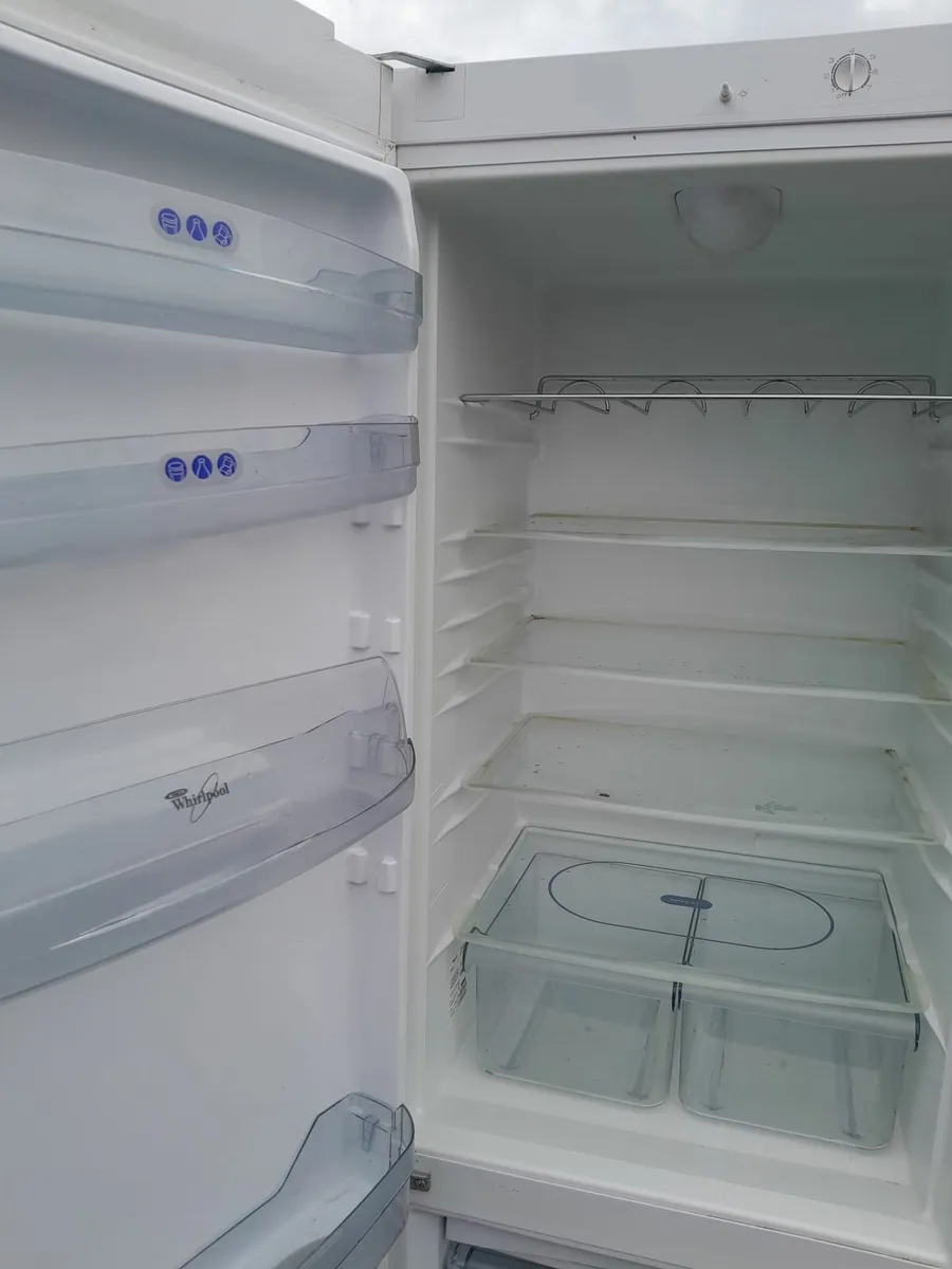 refrigerator freezer - Image 4
