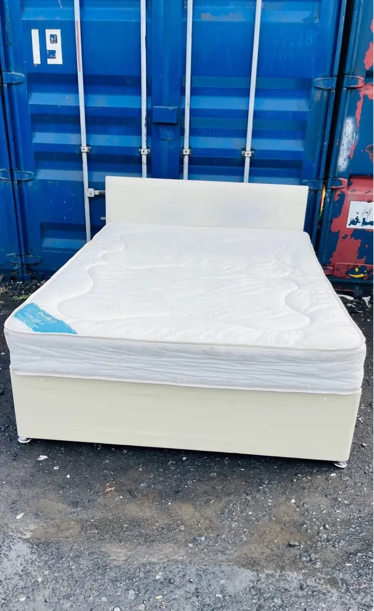 King size bedframe - Image 1