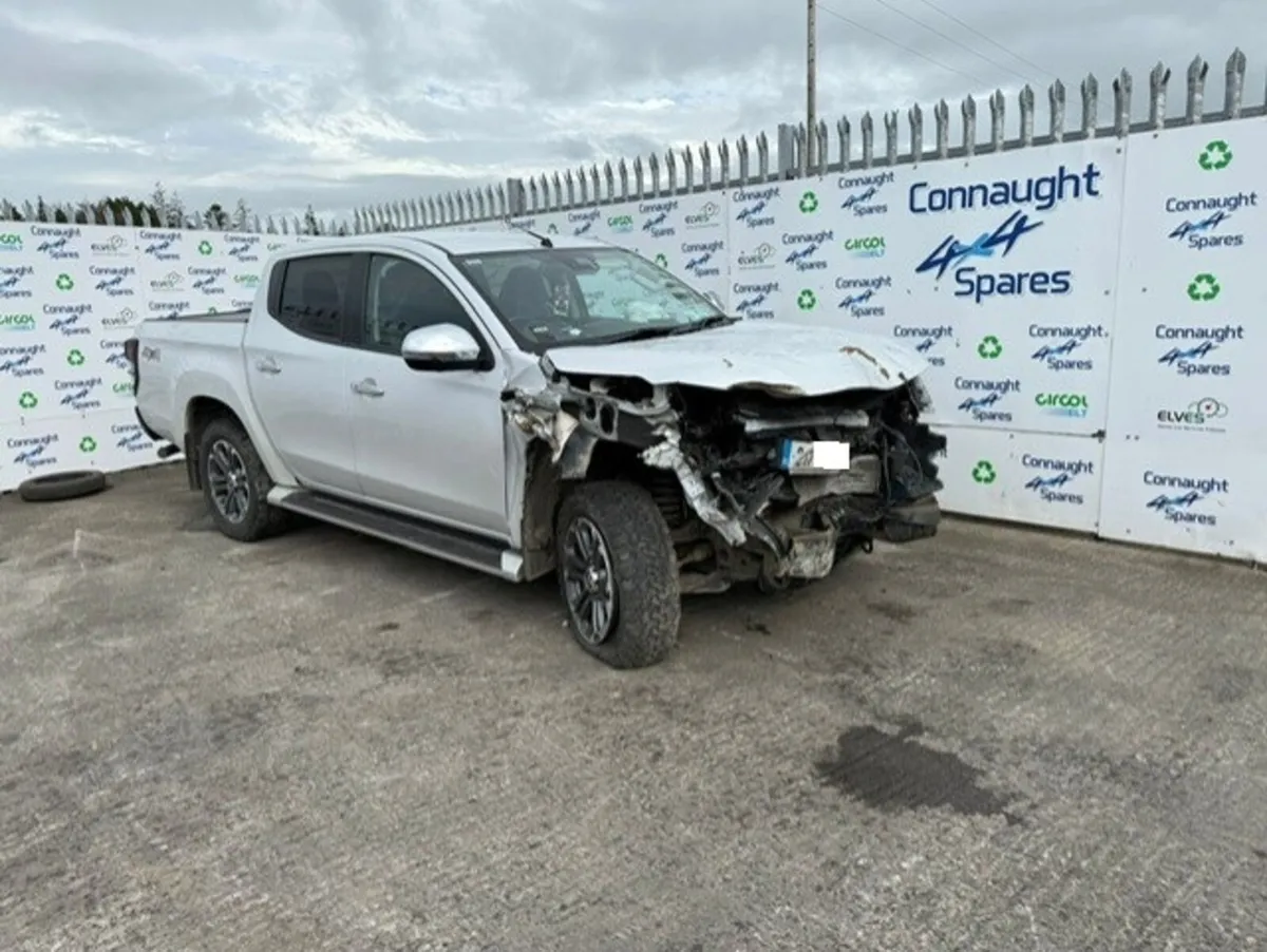 2021 MITSUBISHI L200 JUST IN FOR BREAKING - Image 2