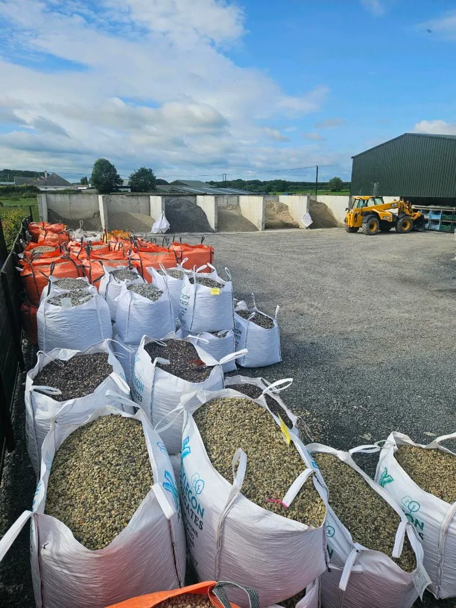 Sand and gravel - Image 2