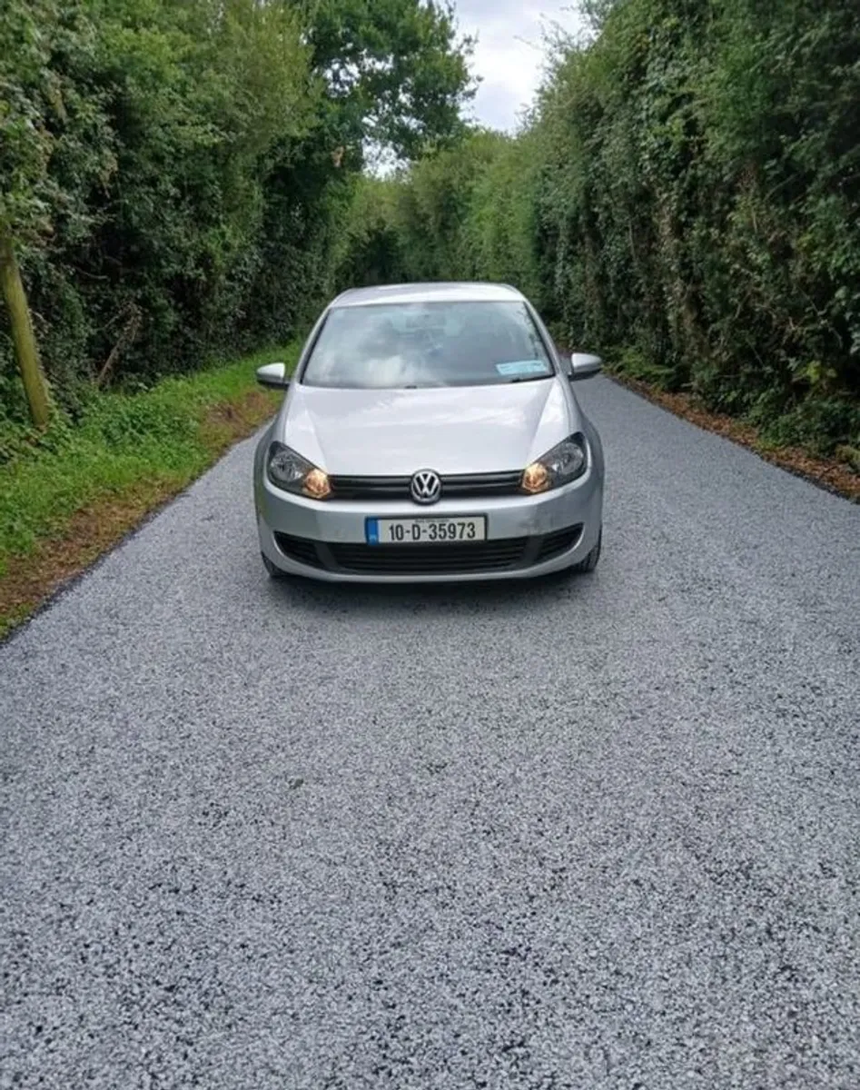 2010 Volkswagen Golf Diesel - Image 2