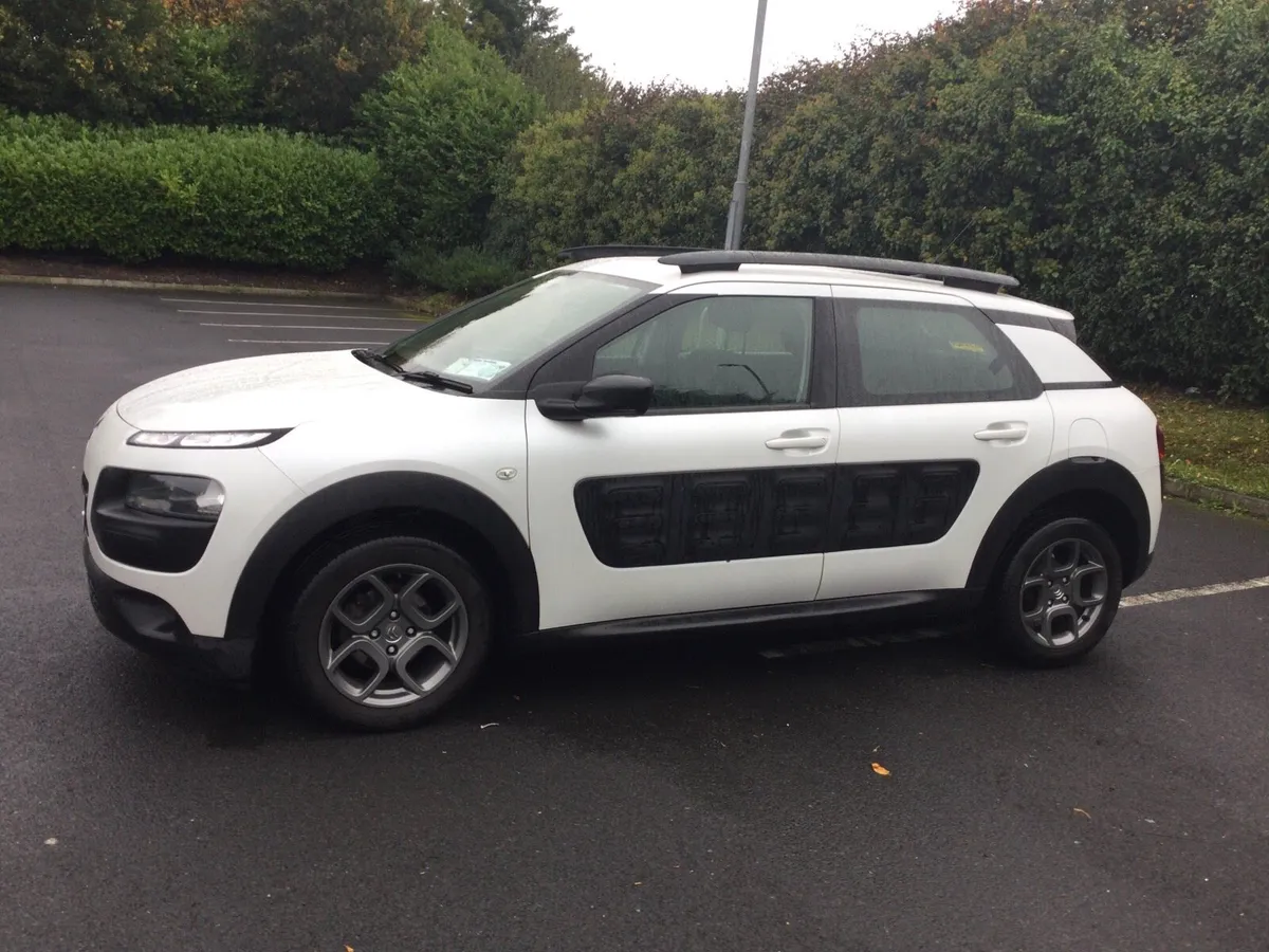 2015 Citroen C4 Cactus Diesel AUTOMATIC - Image 3