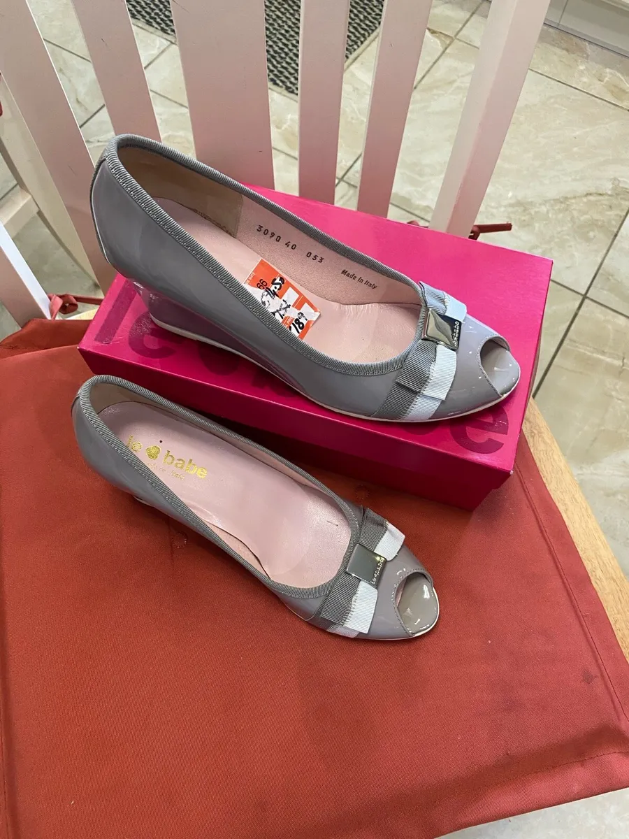 Shoes - Image 2