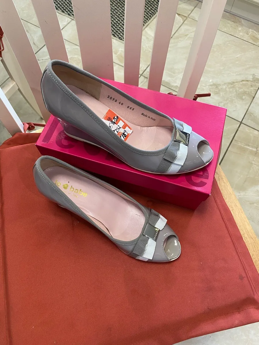 Shoes - Image 3