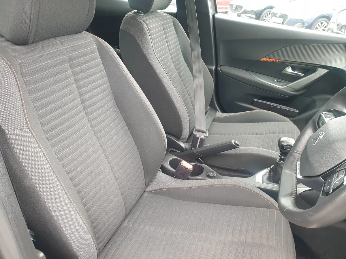 Peugeot 2008 2022 - Image 2
