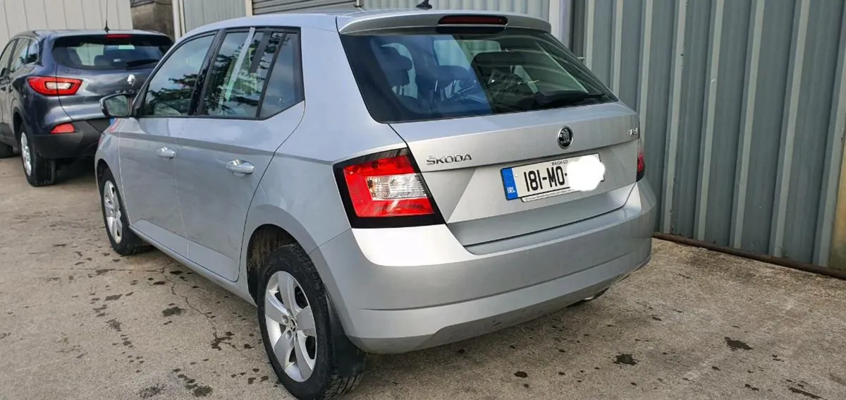 181 SKODA FABIA PETROL - Image 4