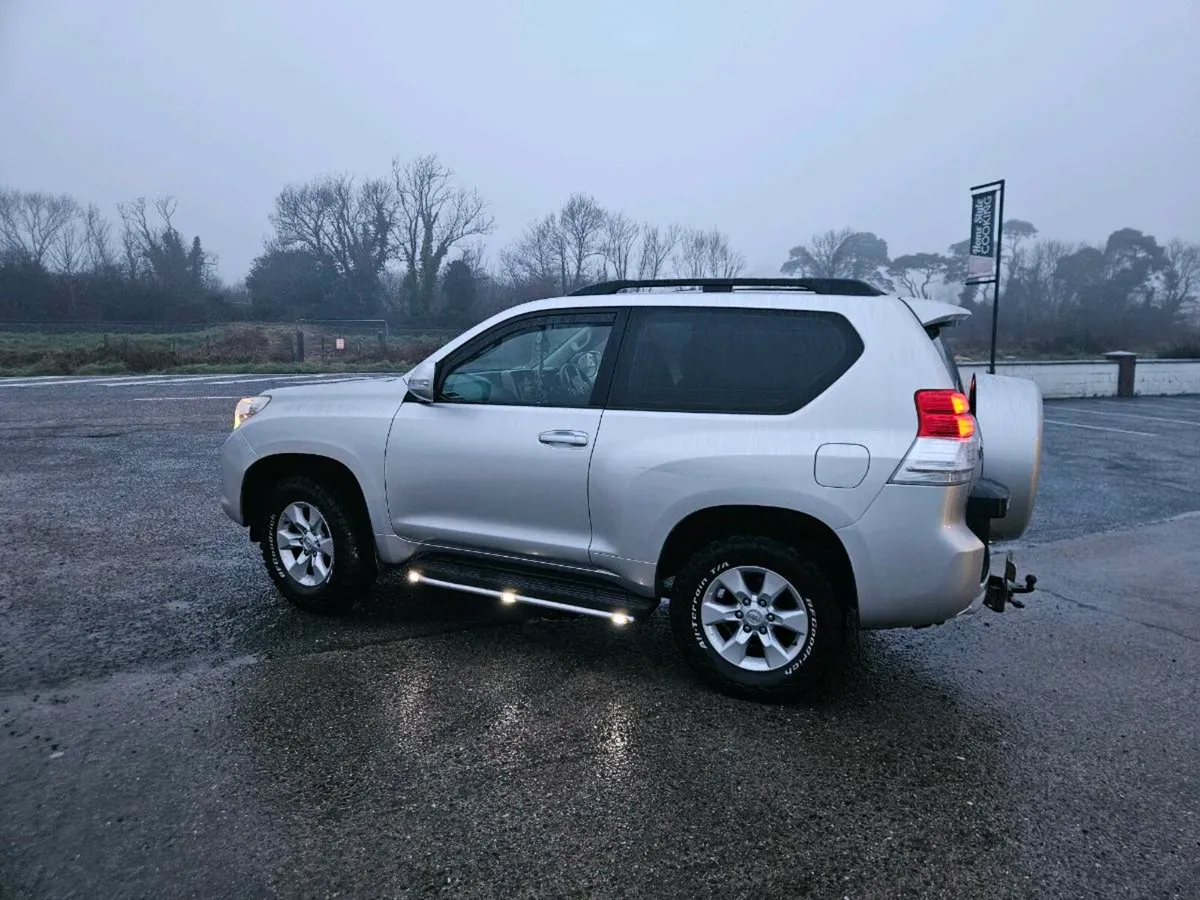 Toyota landcruiser - Image 1