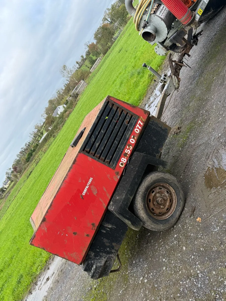 Trailed reeler, compressor + machinery - Image 2