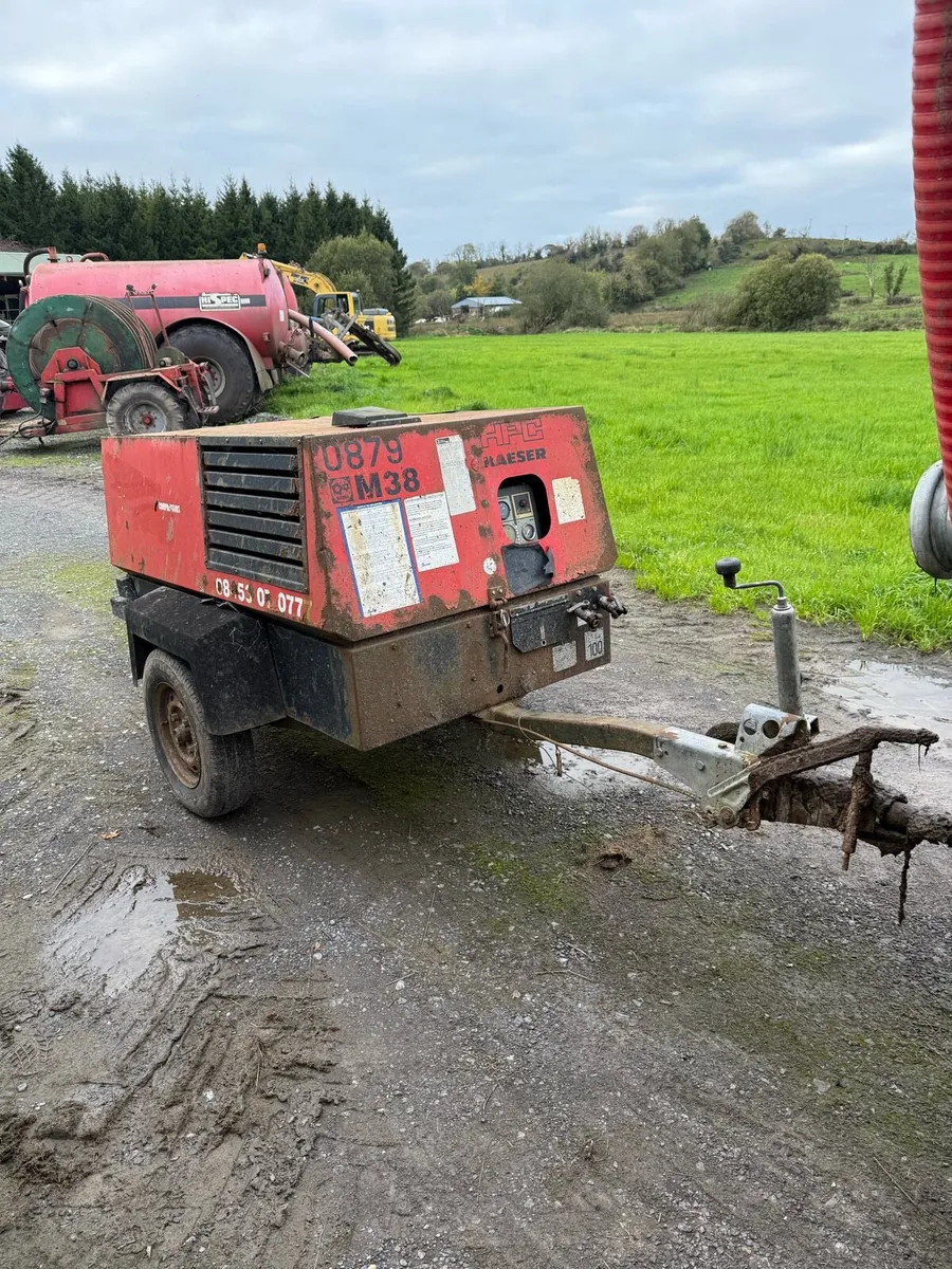 Trailed reeler, compressor + machinery - Image 3