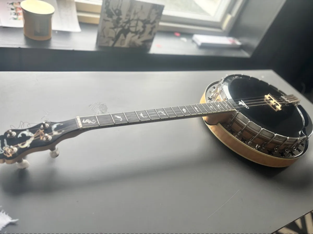 Clareen Oyster 19” Tenor Banjo - Image 3