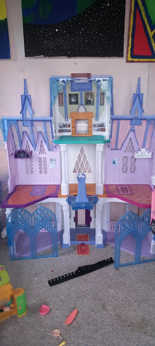 Toys - Image 2