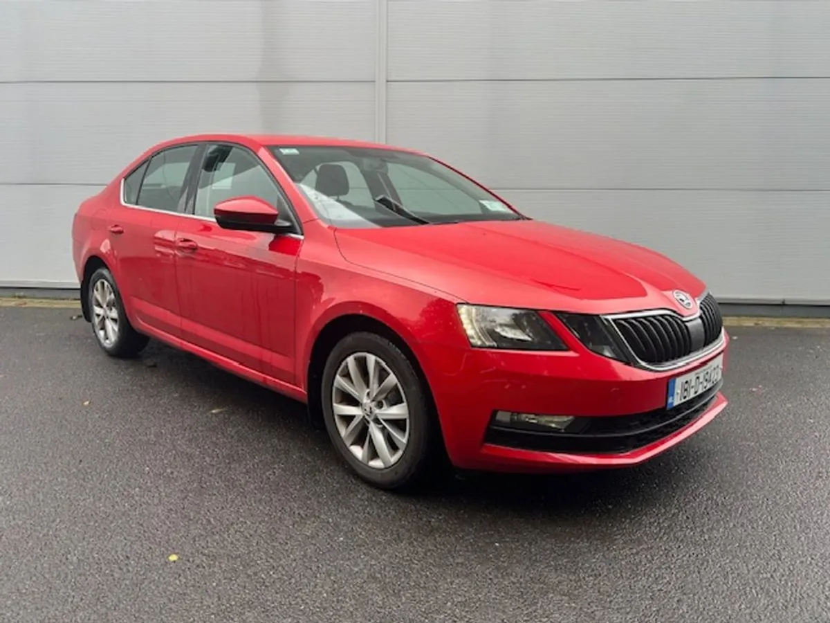 Skoda Octavia Ambition 1.6tdi 90hp 5dr Clean - Image 4