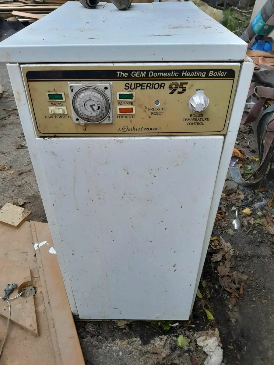 Oil boiler - Image 1