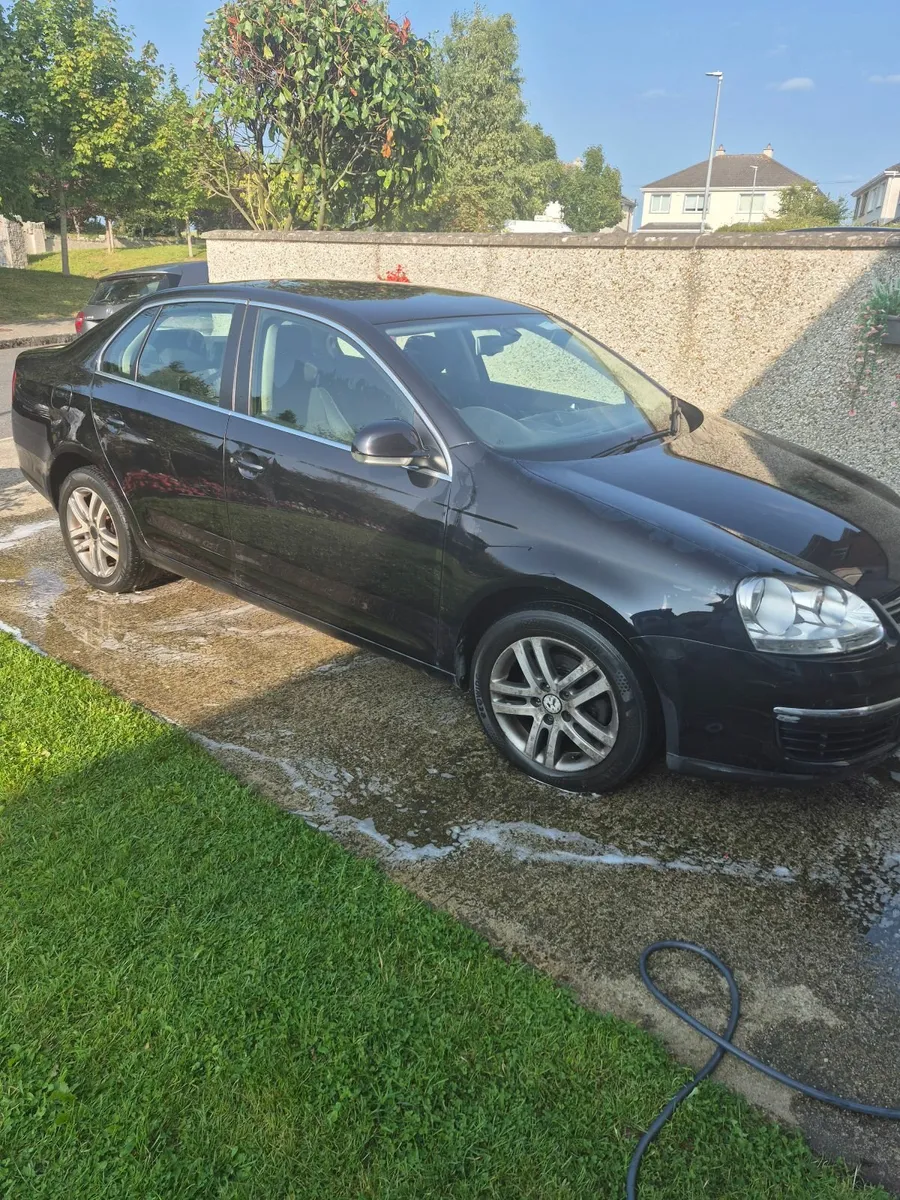 Car - Image 1