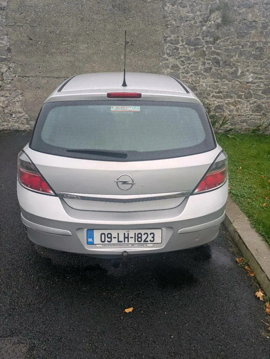 Opel Astra 09 SOLD - Image 2