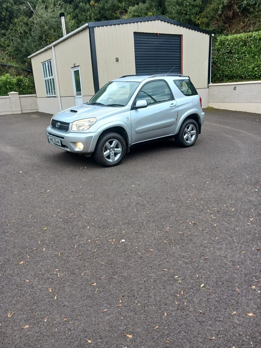 2005 Toyota RAV4 3door - Image 1