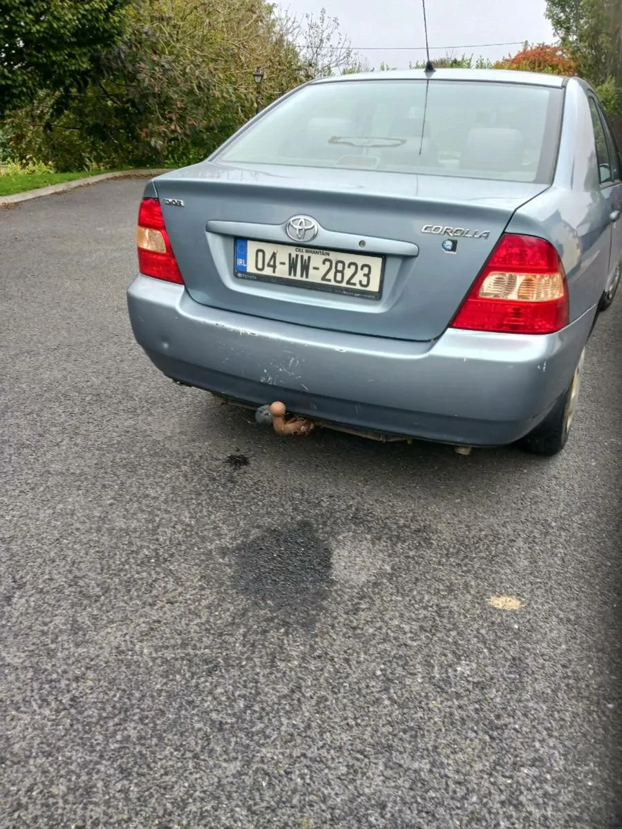 Toyota corolla - Image 4