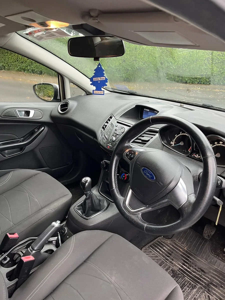 Ford Fiesta 2017 Zetec 1.2 60PS M5 5DR - Image 3