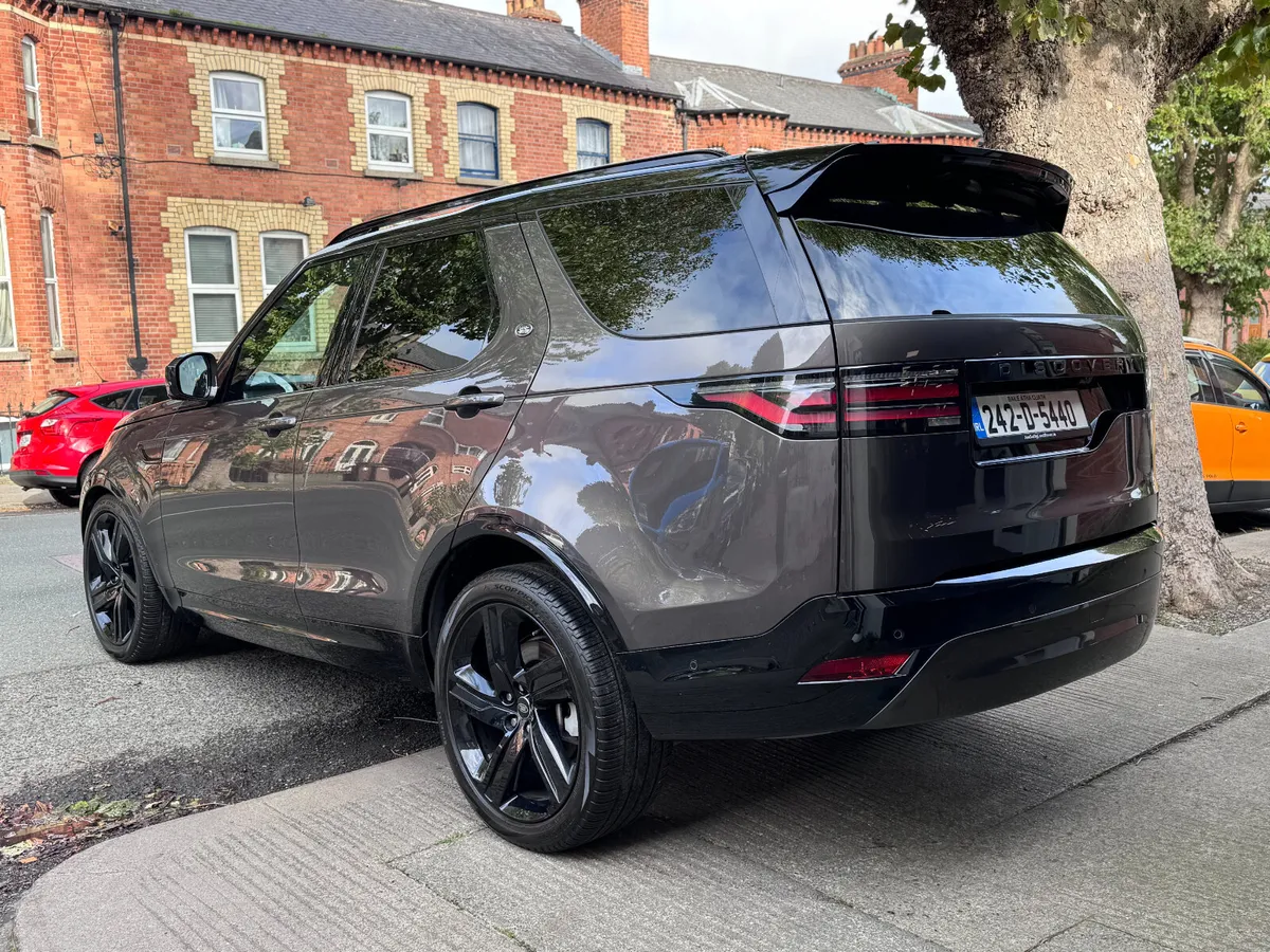 Land Rover Discovery 2024 - Image 4