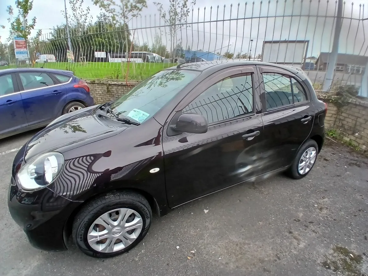 Nissan Micra/March 2014  81k km aitomatic - Image 4