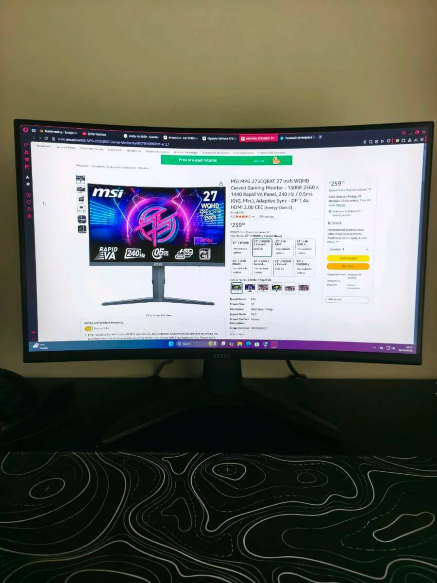 Gaming PC + Monitor - Image 1