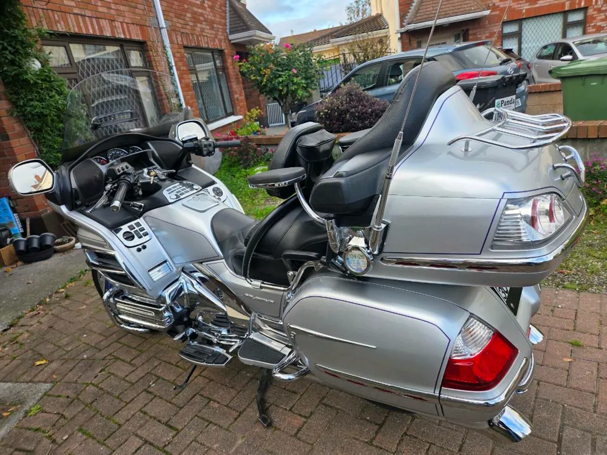 Honda GL1800 Goldwing - Image 3