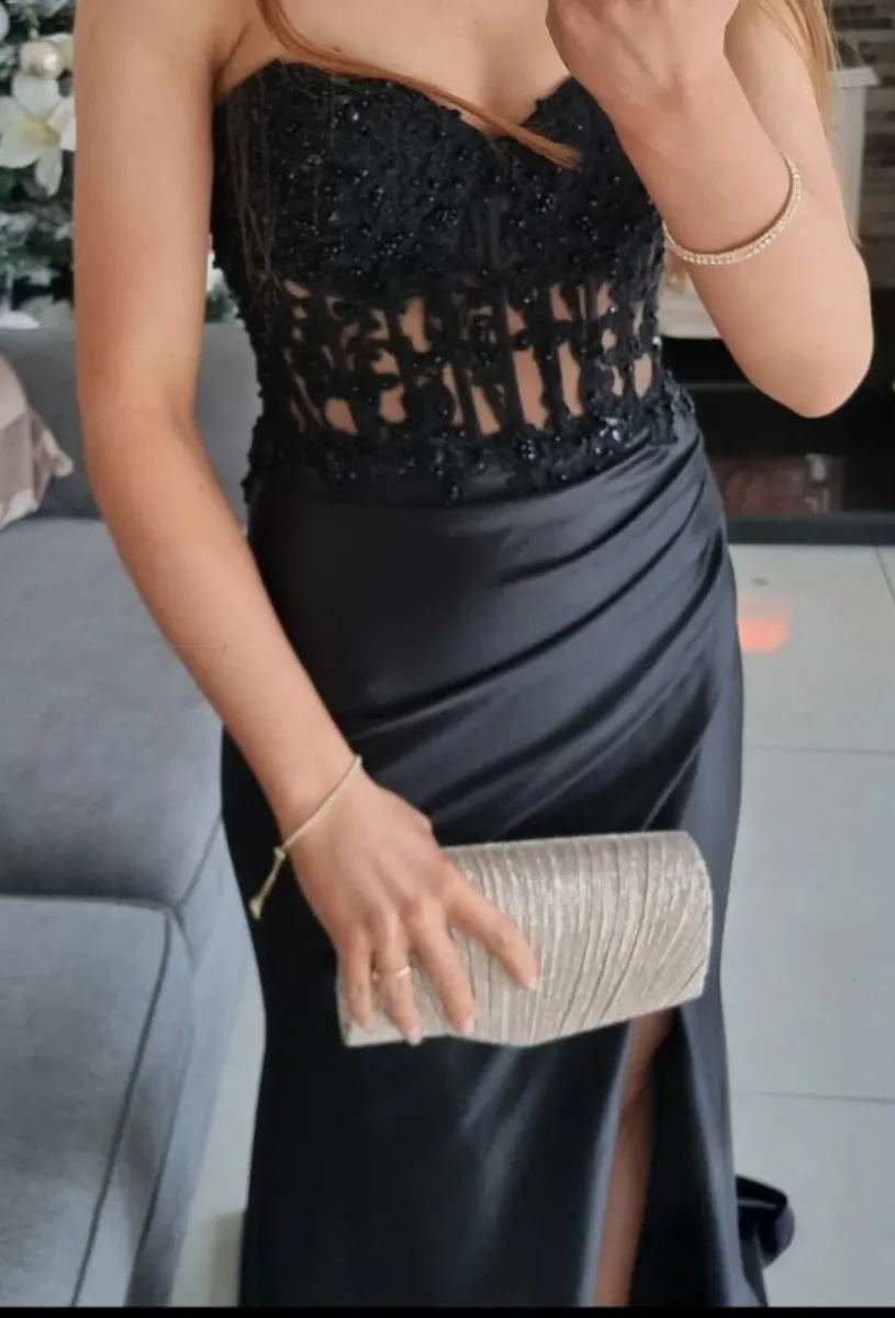 Stunning TY debs dress - Image 2