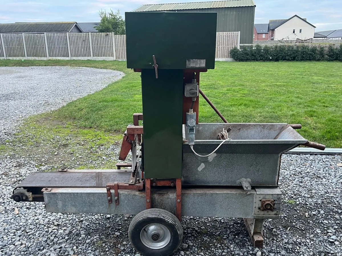 Soil Blocking Machine - Image 1