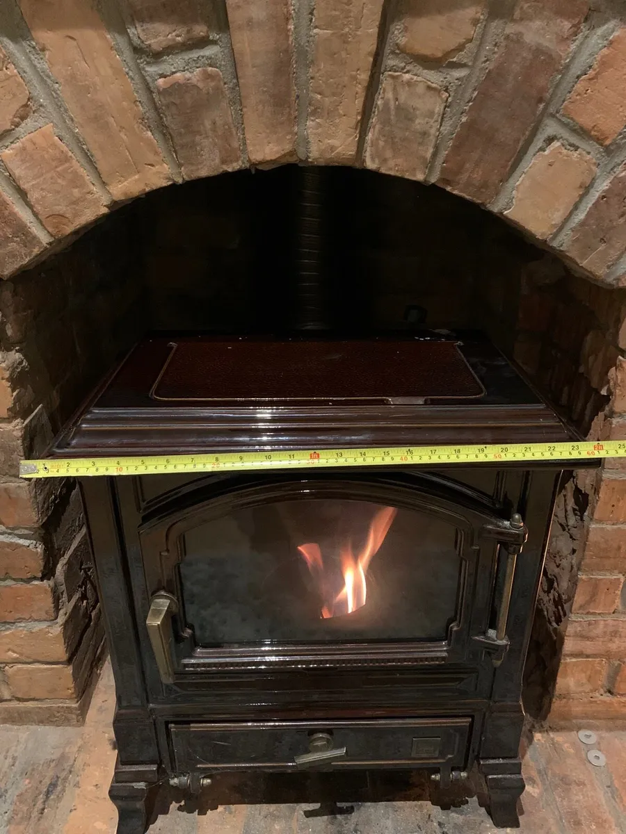 Oil fired stove - Image 2