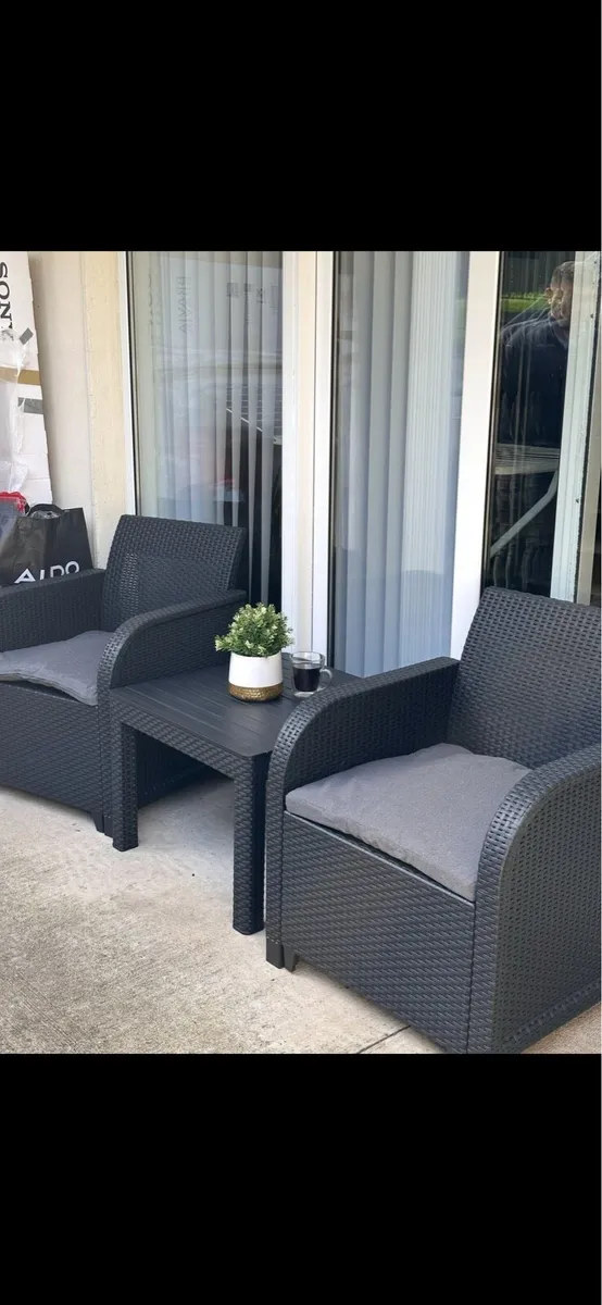 Garden furniture set - Image 2