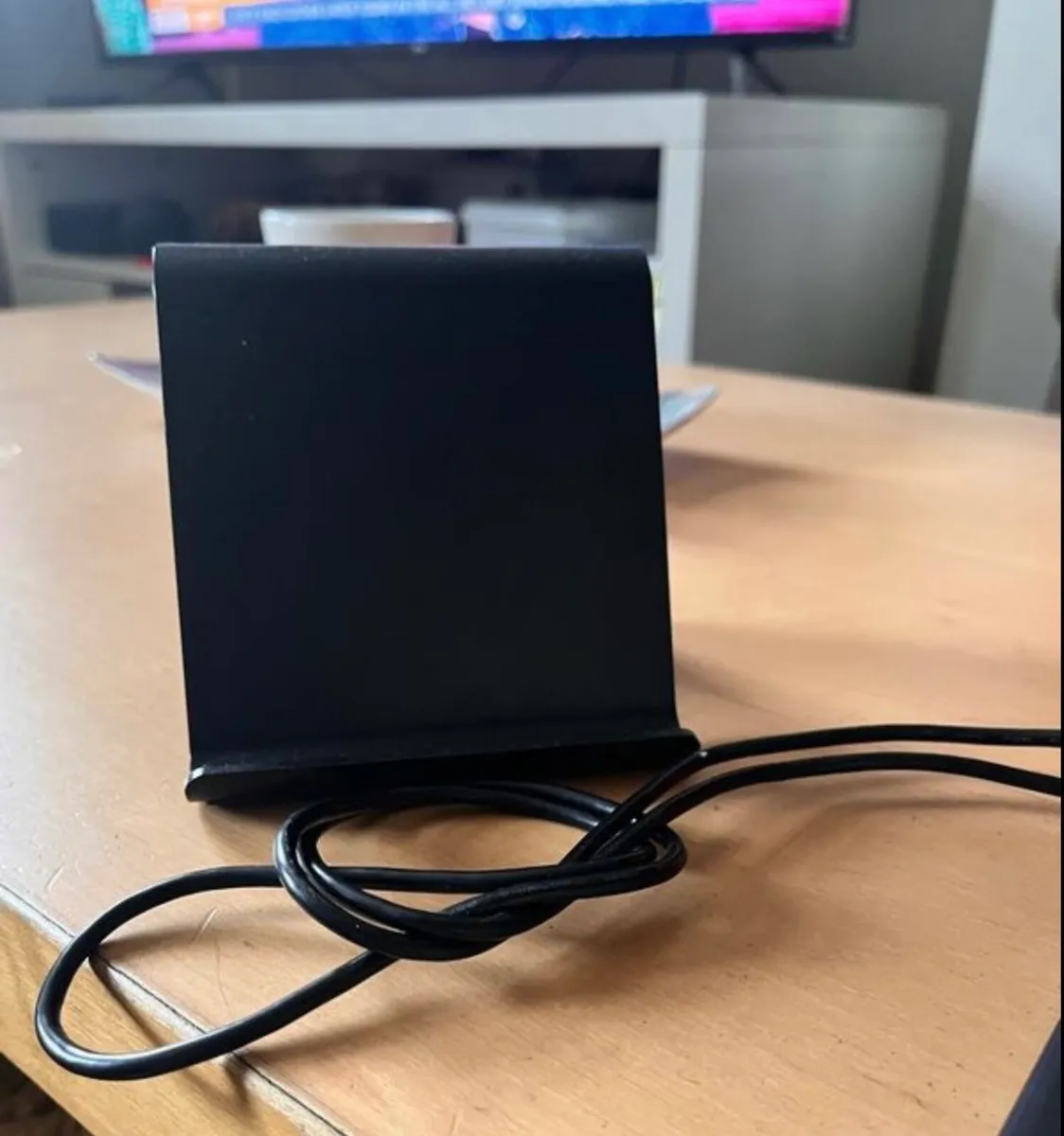 Samsung Galaxy A7 T500 Tablet & Stand - Image 3