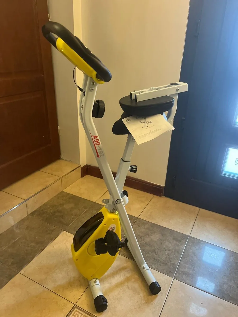 Exercise bike - Image 1