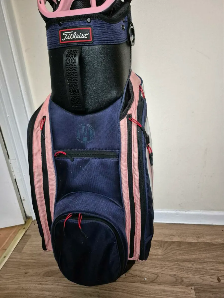 Titleist golf bag - Image 4