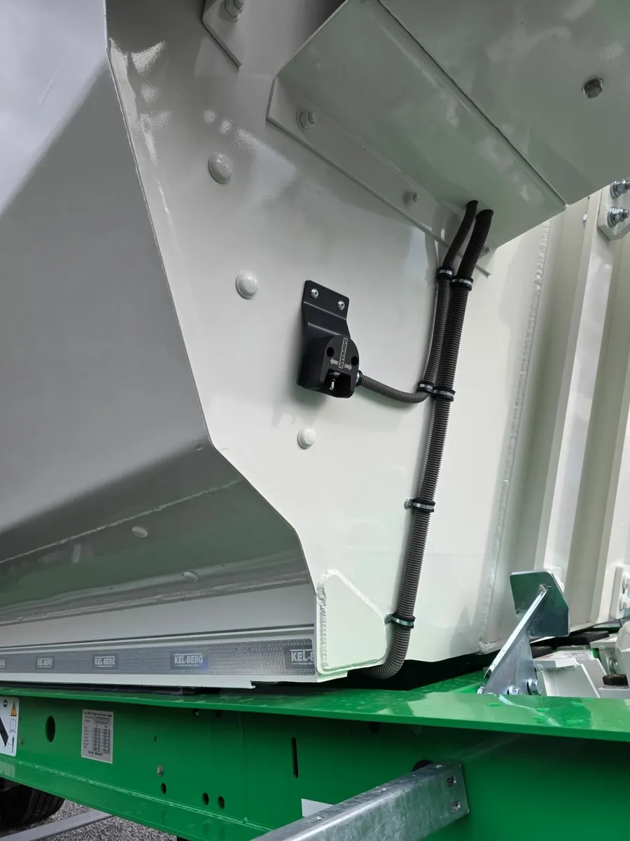 New Kelberg T100 Aluminium Halfpipe  Trailer - Image 3