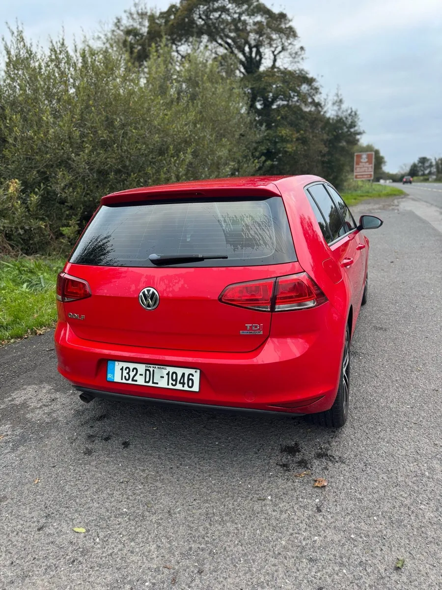 VW Golf 1.6 TDI SE Bluemotion Technology 105PS 5DR - Image 3