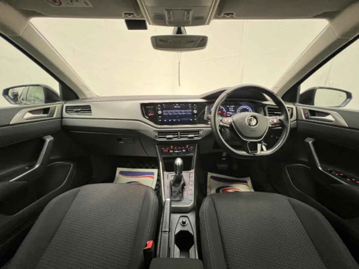 Volkswagen Polo 1.0TSI Automatic, Reversing camera - Image 2