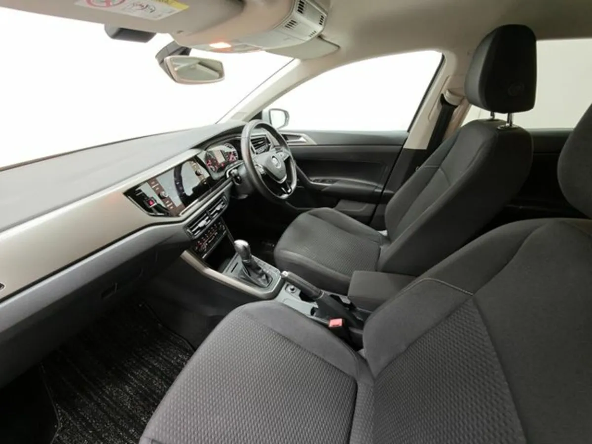Volkswagen Polo 1.0 TSI Automatic - Image 2