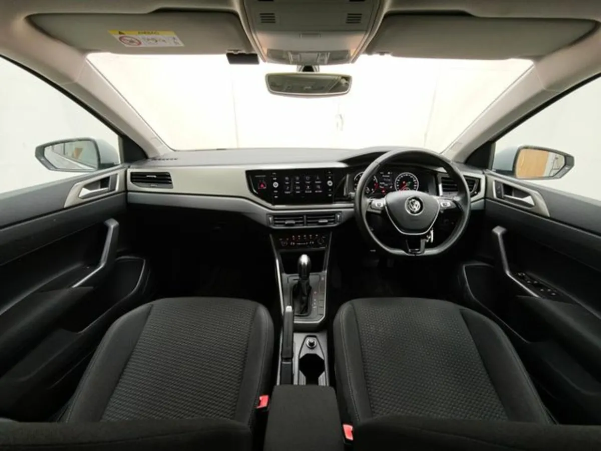 Volkswagen Polo 1.0 TSI Automatic - Image 4