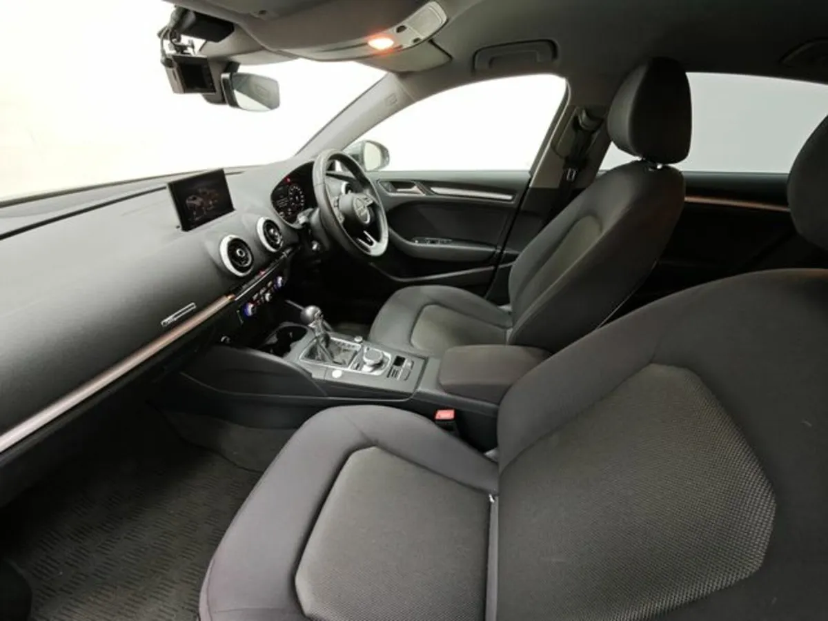 Audi A3 30 TFSI Automatic, Reversing camera LOW MI - Image 4