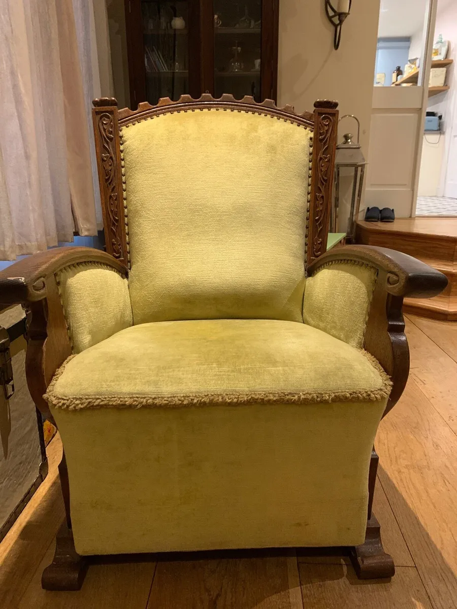 Antique armchair - Image 1