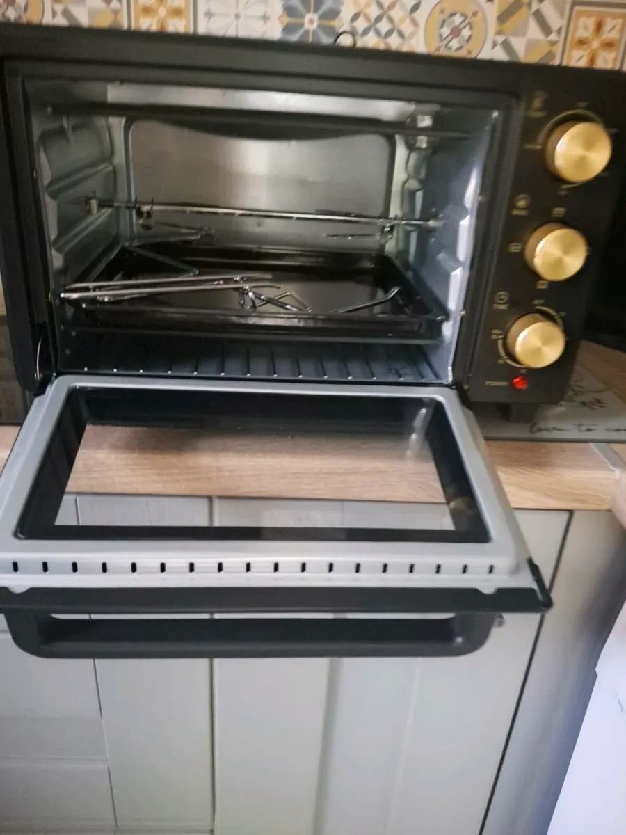 Kitchen - Image 3
