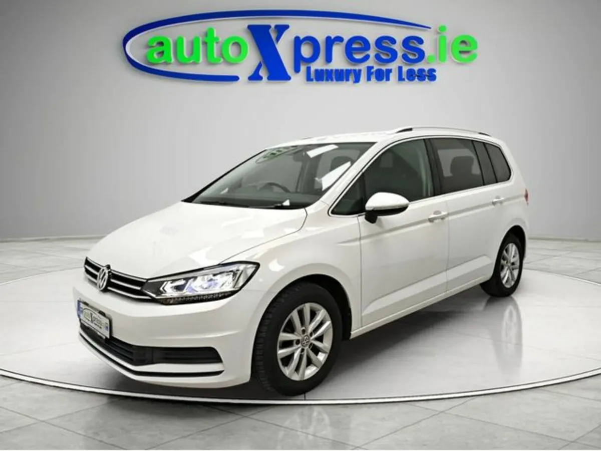 Volkswagen Touran 2.0 TDI Automatic, 7 Seater, Rev - Image 3