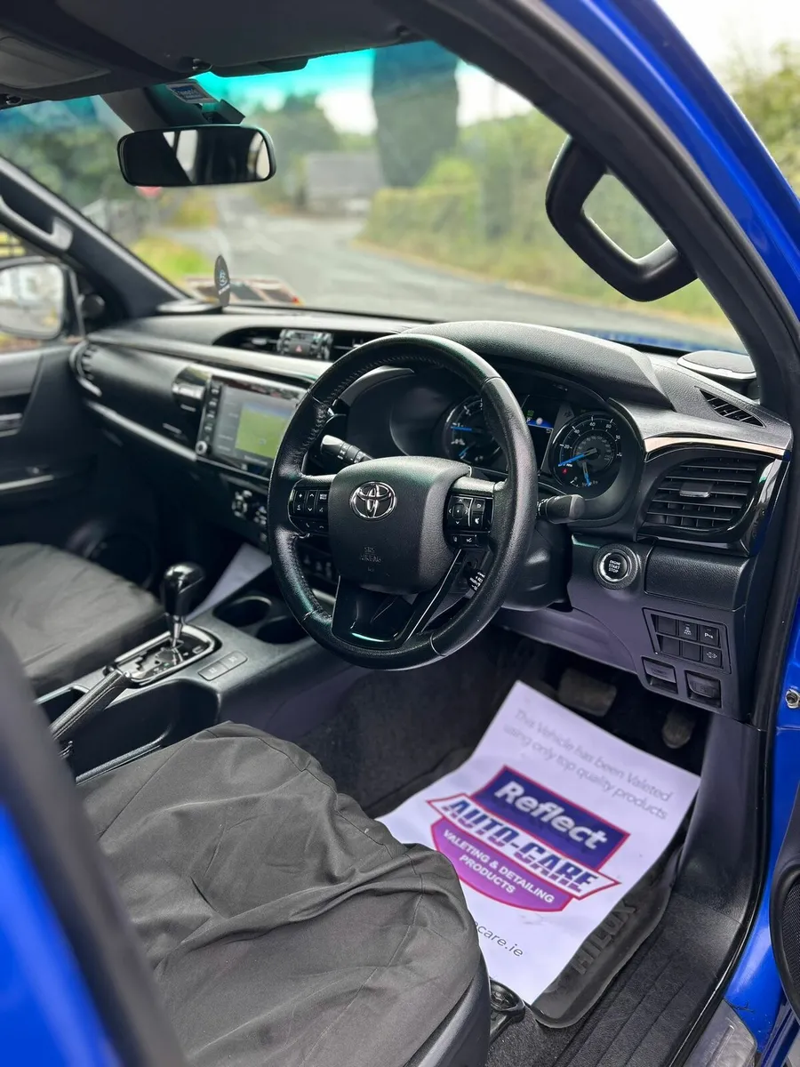Toyota Hilux - Image 3
