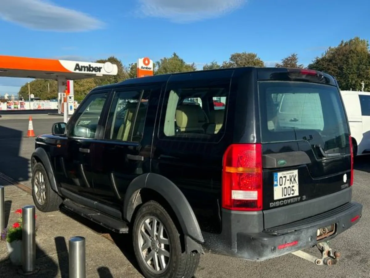 Land Rover Discovery 2.7 TDV6 7 - Image 4