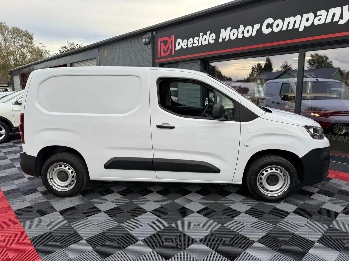 232 Reg , €62p/w , DOE , SERVICE , WARRANTY - Image 4