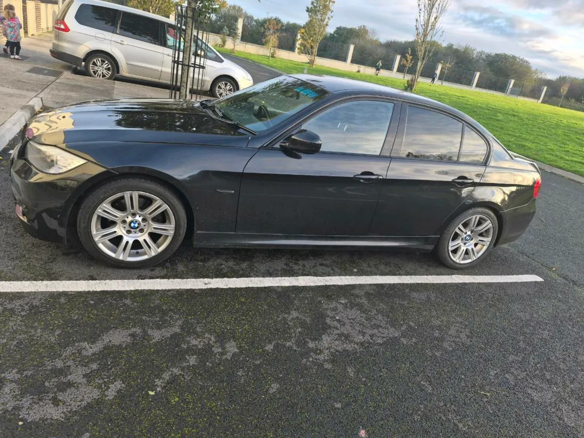 BMW - Image 2