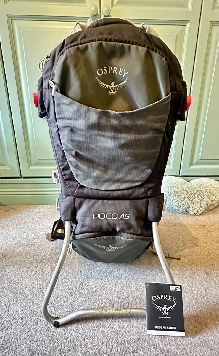 Baby/child carrier - Image 1
