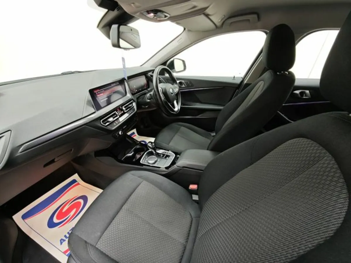 BMW 1-Series 118 D Automatic, Reversing camera - Image 4